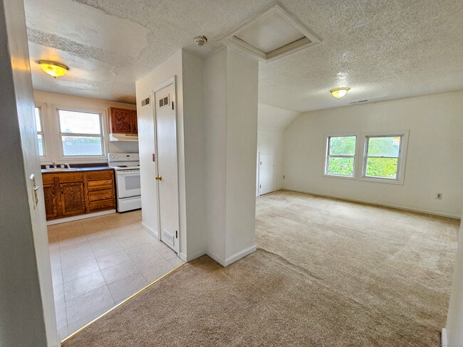 Building Photo - 54 Washington St