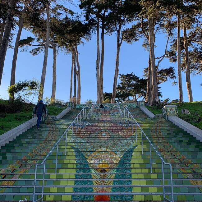 CA Street stairs 2 blocks away - 302 31st Ave