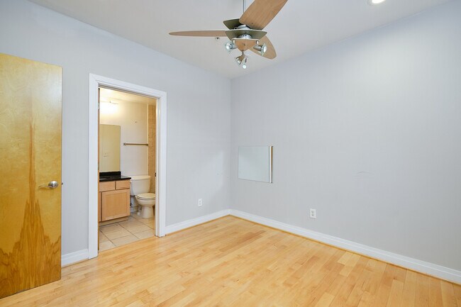 Building Photo - 5551 Illinois Ave NW