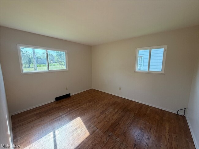 Building Photo - 2227 Ogden Ave NW