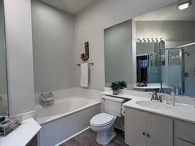 Building Photo - 393 Kelsey Park Dr