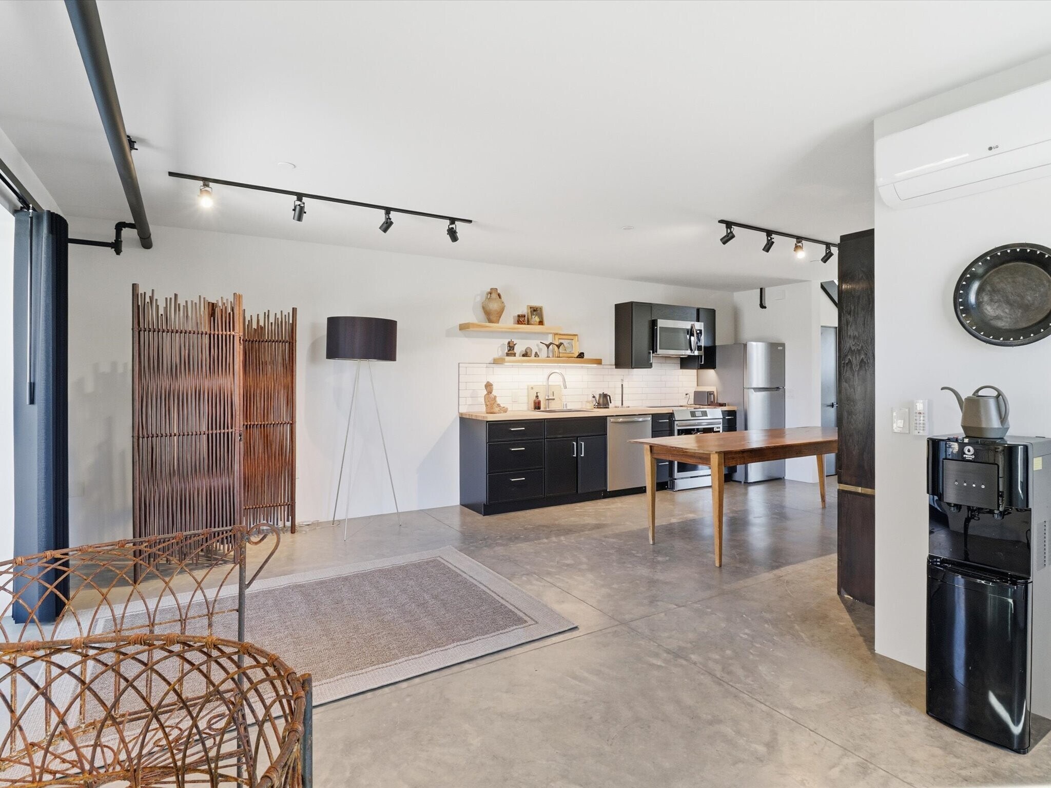 Building Photo - 1728 Camino Carlos Rey
