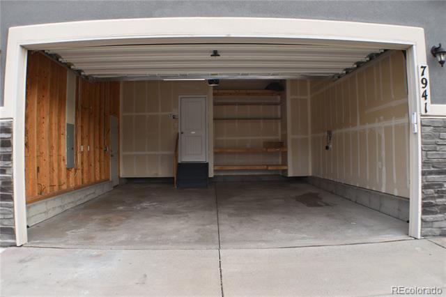 Building Photo - 7941 Barraport Dr