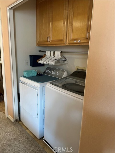 Building Photo - 610 Main St