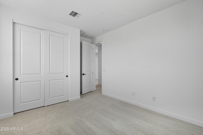 Building Photo - 26205 N 19th Ln