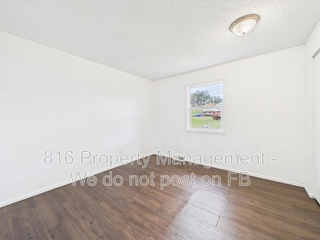 Building Photo - 10514 E 41st Terrace