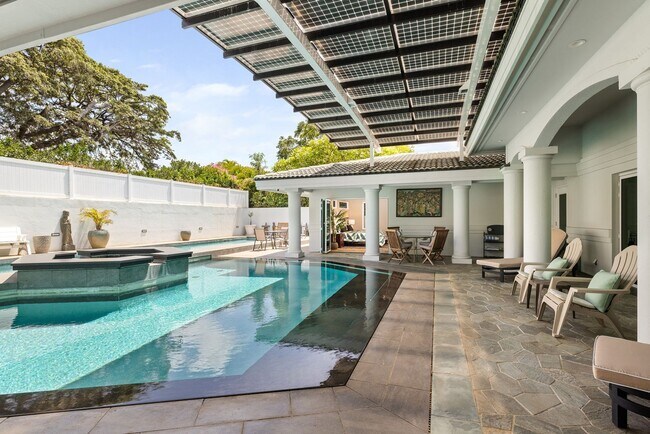 Building Photo - LUXURY RESORT 5/4.5/3+ HOME IN KAHALA, MUS...