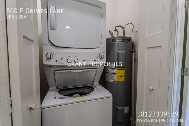 Building Photo - 800 E Grimes Ln