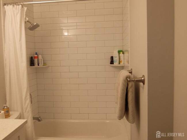 Building Photo - 5307 Ravens Crest Dr