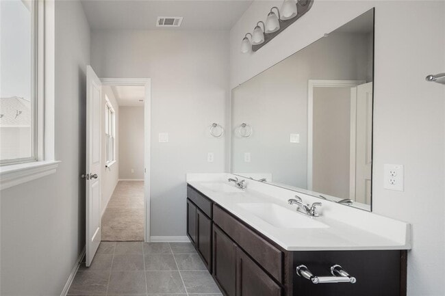Building Photo - 31138 Mahogany Fir Trl