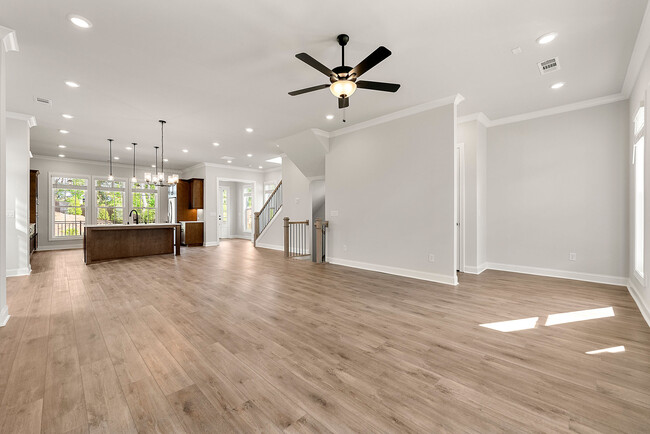 Building Photo - 114 Stonehouse Dr