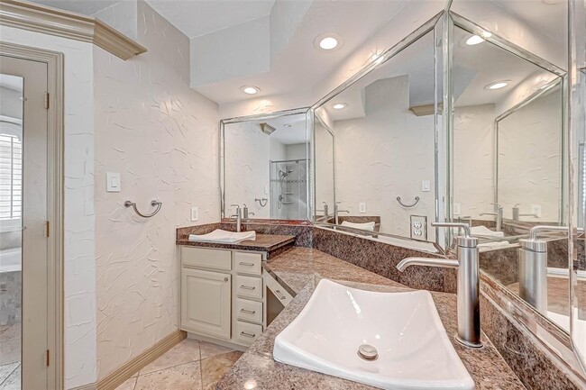 Building Photo - 5428 Cranston Ct