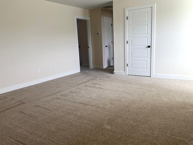 Building Photo - 4826 Annabell Cir S