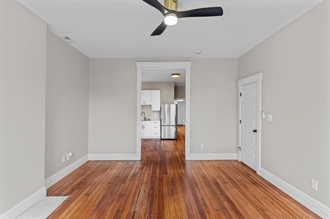 Building Photo - 3518 Iowa Ave