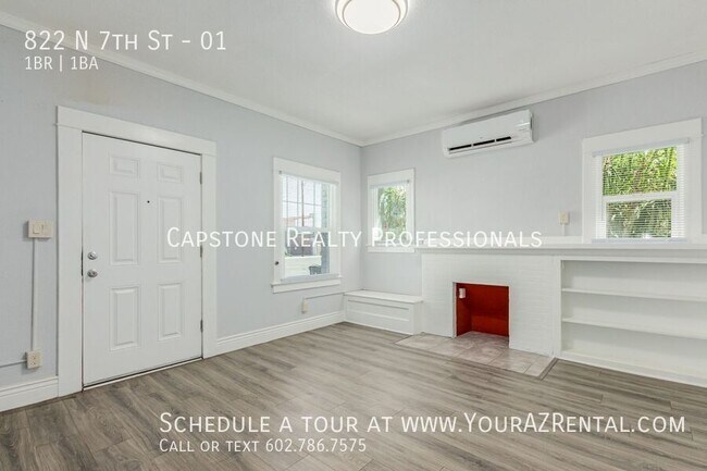 Building Photo - Charming Downtown 1 Bedroom 1 Bath!