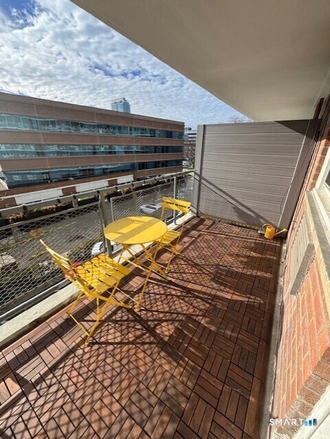 Building Photo - 444 Bedford St