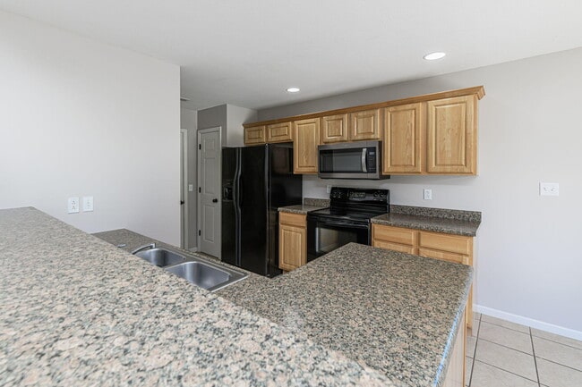 Building Photo - 5306 Silver Mill Dr