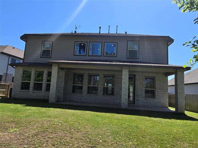 Building Photo - 15227 Deseo Dr