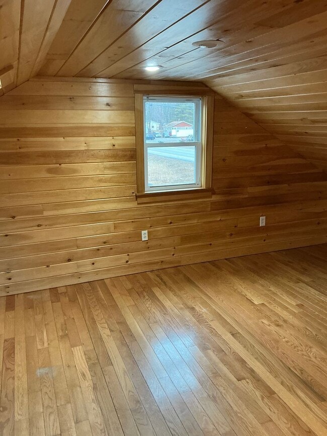 Building Photo - 165 Wiscasset Rd