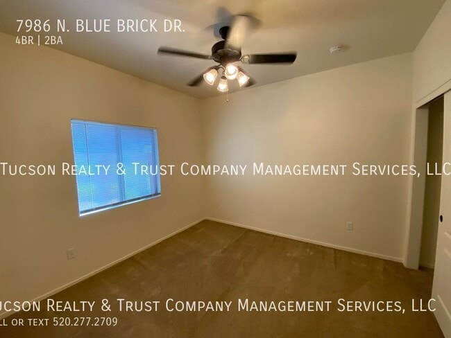 Building Photo - 7986 N Blue Brick Dr