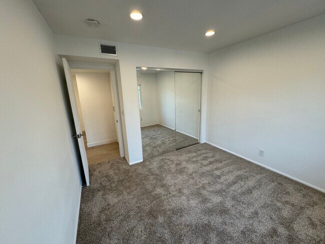 Building Photo - 431 N Alhambra Ave