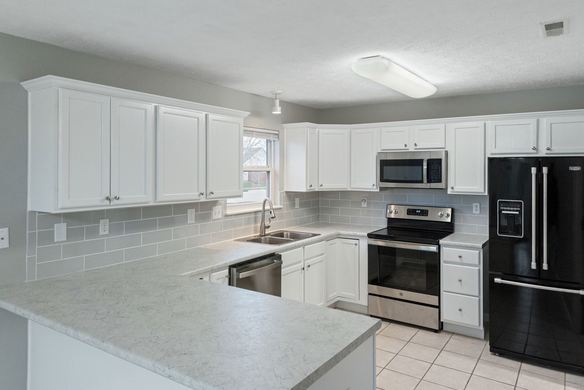 Building Photo - 504 Marquis Cir