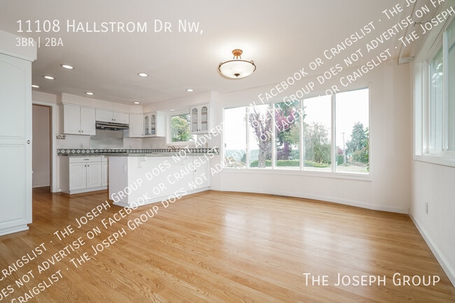 Building Photo - 11108 Hallstrom Dr