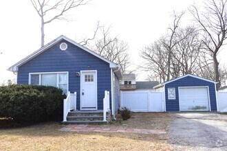 Building Photo - Beautifully Updated Ranch