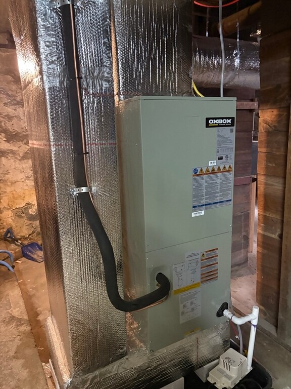 Building Photo - 14 Fairview St