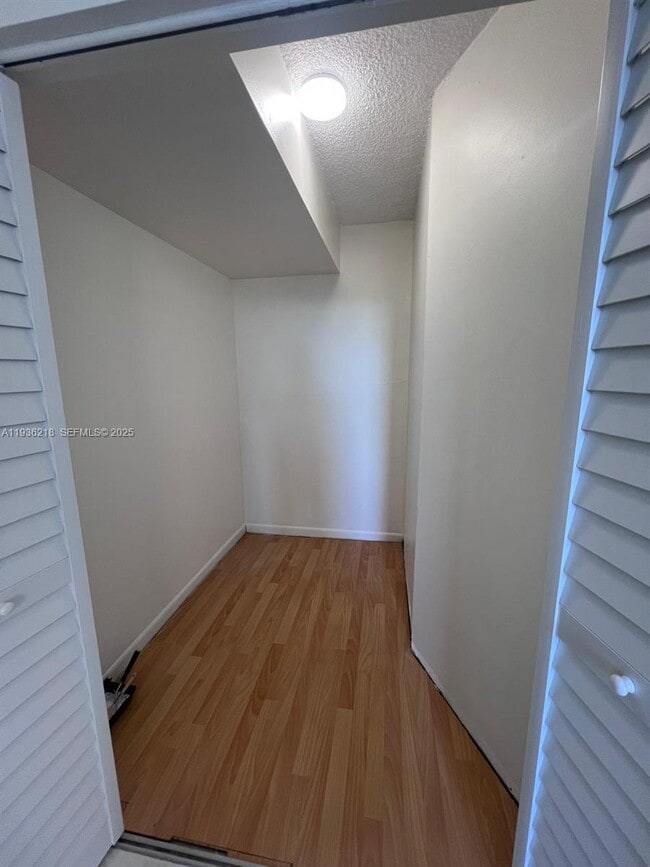 Building Photo - 2935 NE 163rd St