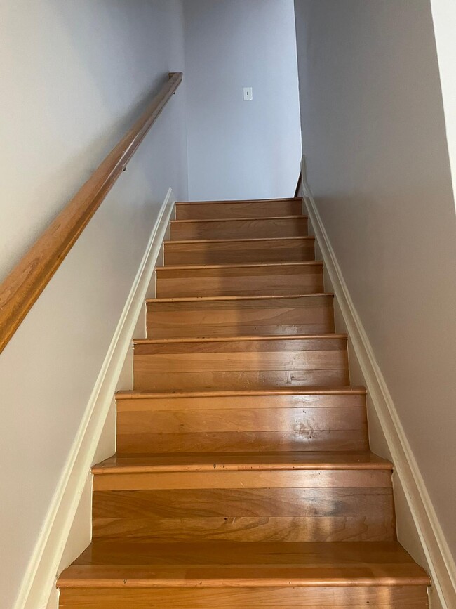 STAIRS LEADING TO FIRST FLOOR - 16304 Elkhorn Ln