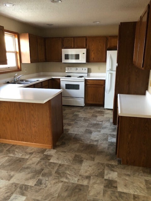 Building Photo - Ranch House