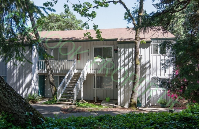 Building Photo - 1 Bedroom Condo in Southwest Eugene