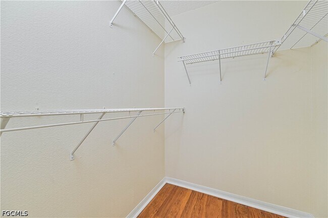 Building Photo - 8920 Colonnades Ct E
