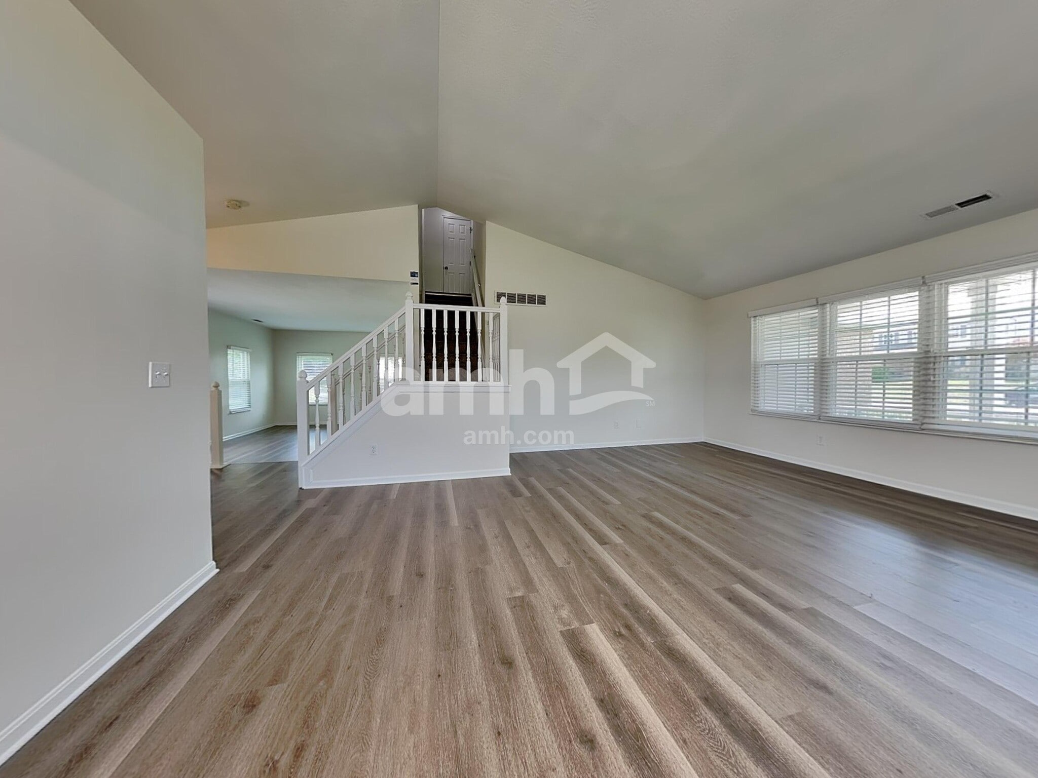 Building Photo - 6158 Glennsbury Ct