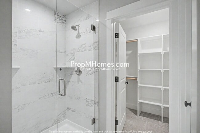 Building Photo - 3544 SW Tegart Ln