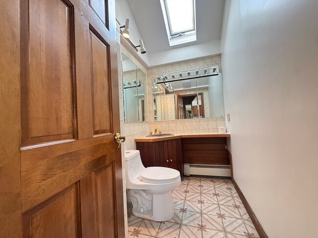 Building Photo - 40 Belmont St