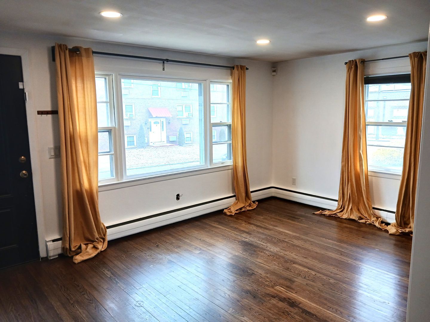 Building Photo - 12 Lubec St