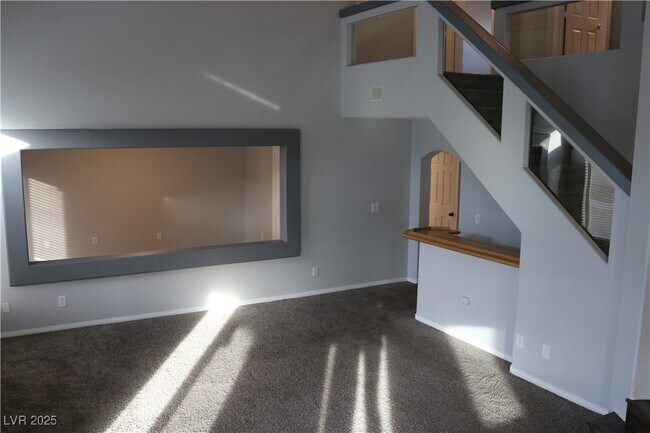 Building Photo - 3733 Deer Flats St