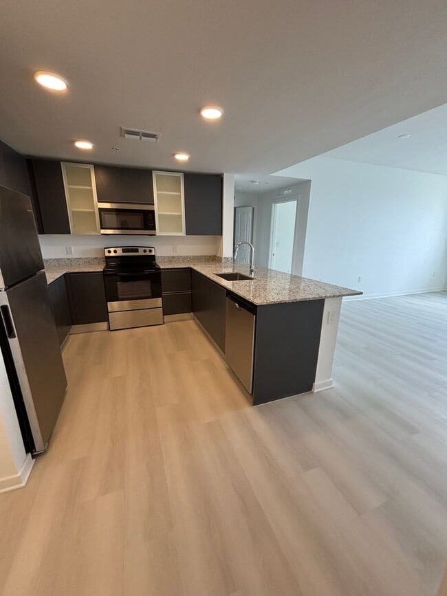 Building Photo - 5579 Millenia Park Blvd