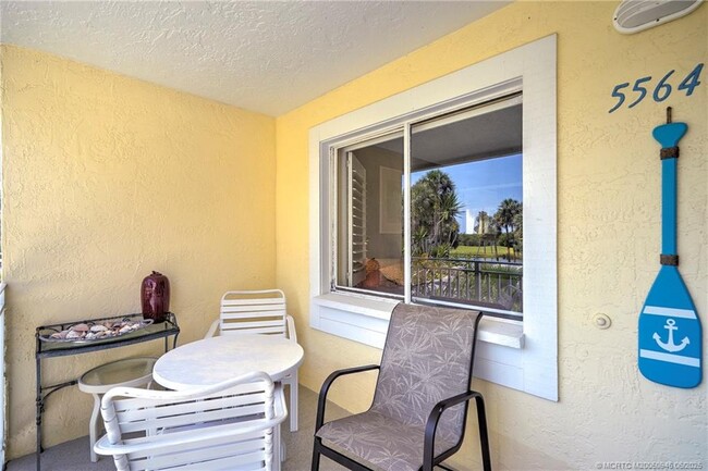Building Photo - 5564 NE Gulfstream Way