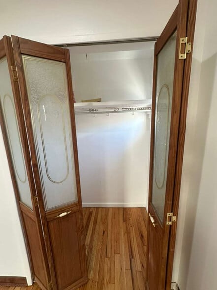 Building Photo - 109-19 Ditmars Blvd