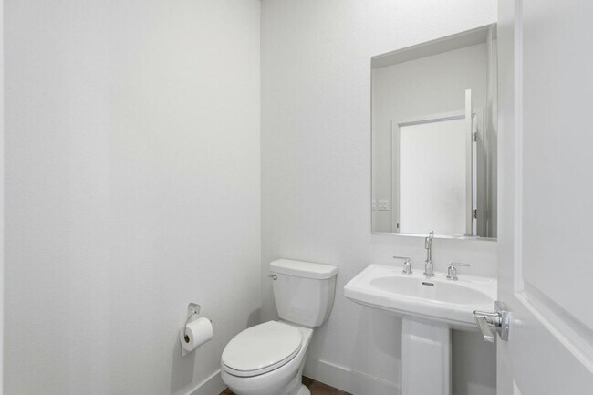 Building Photo - 5728 Placer Dr