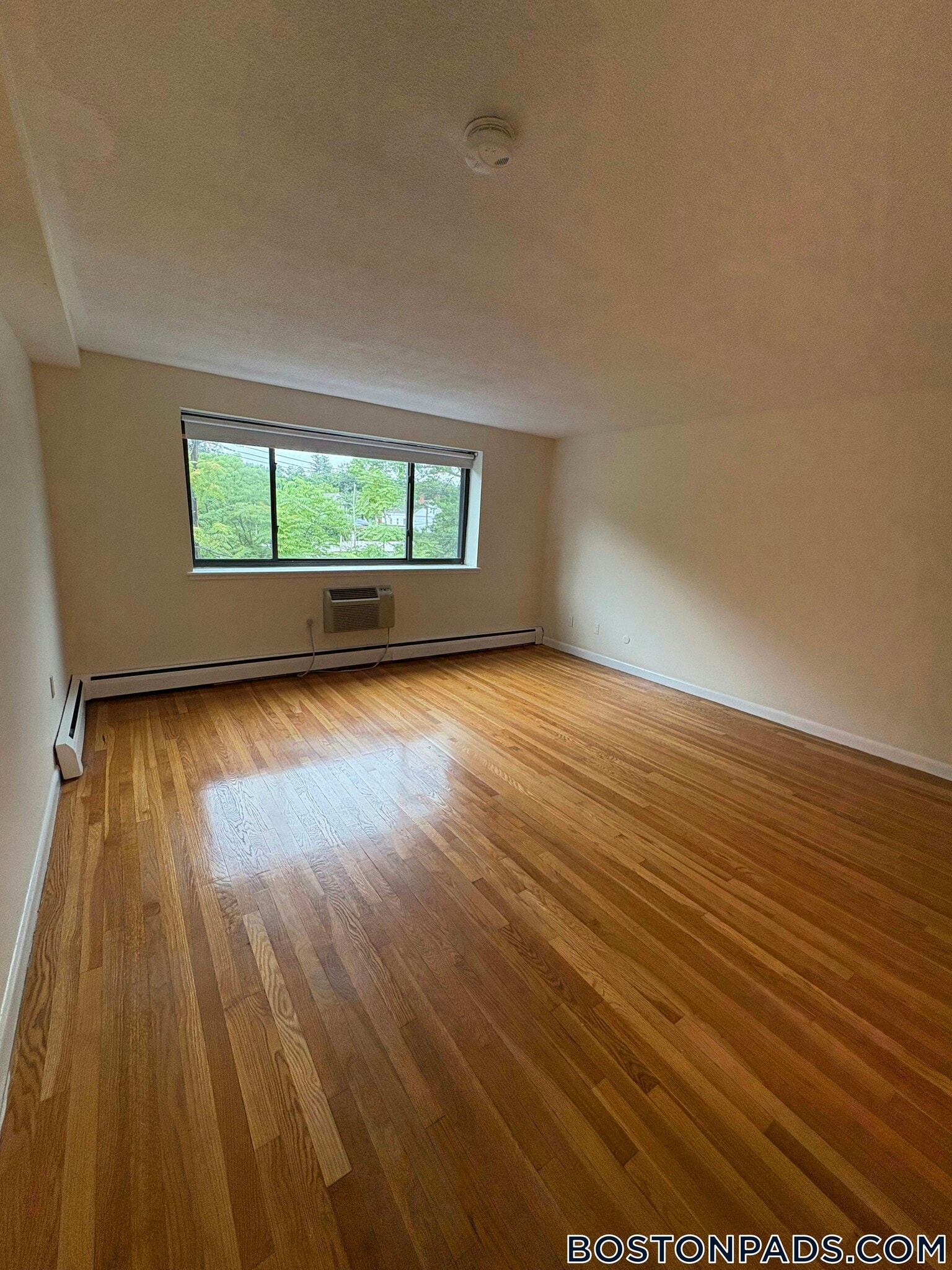 Building Photo - 66 Homer Ave