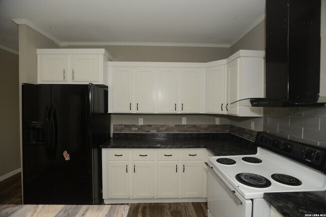 Building Photo - 13598 Old Frio City Rd