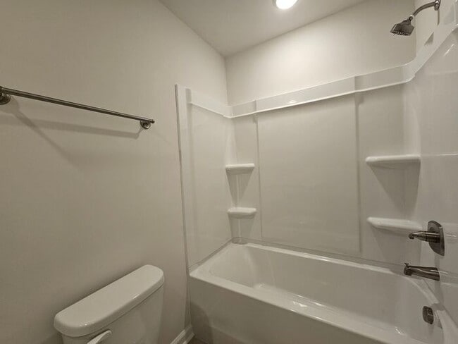 Building Photo - Welcome to The Falls!