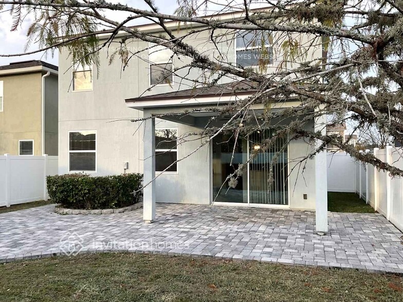 Building Photo - 7107 Emsley Cir