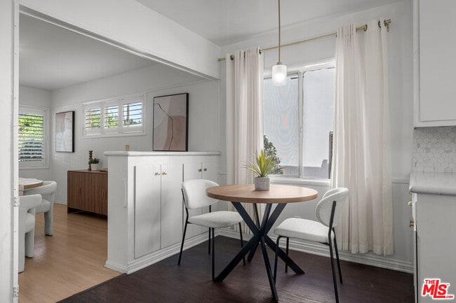 Building Photo - 6119 Goodland Ave