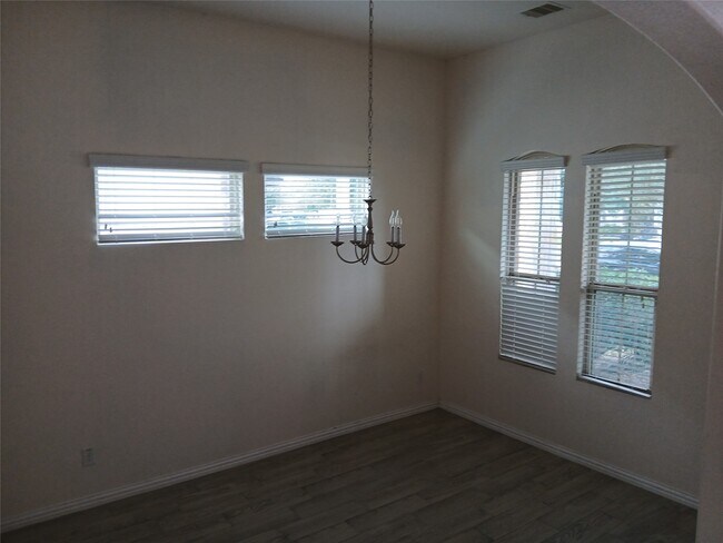 Building Photo - 20423 Purple Sunset Ct