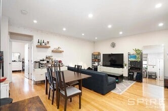 Building Photo - 2 bedroom in NEW YORK NY 10033